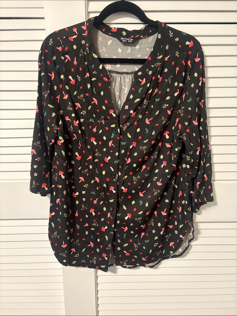 Bloom chic Mushroom print Button-Front Blouse
